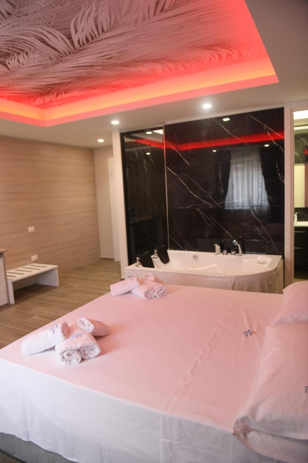 Aria Di Mare Luxury B&B Marina di Schiavonea Exterior photo